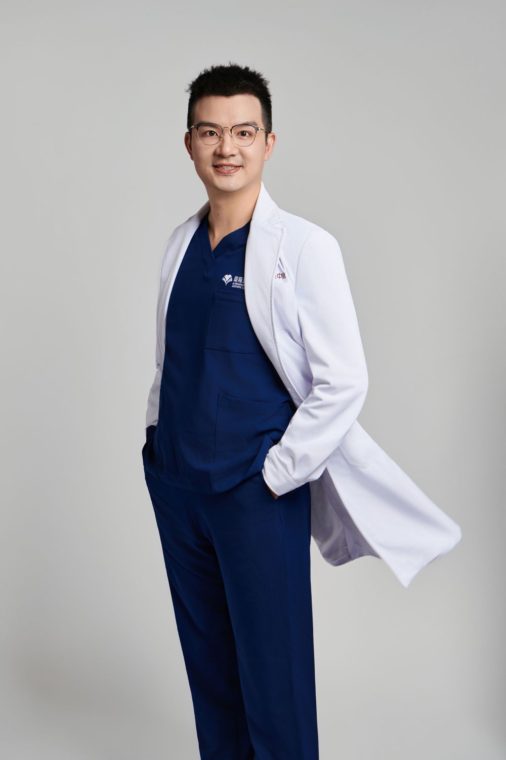 李炜伟医生