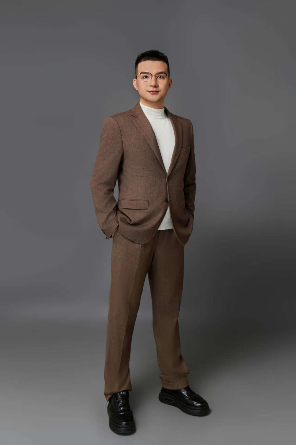 李炜伟医生