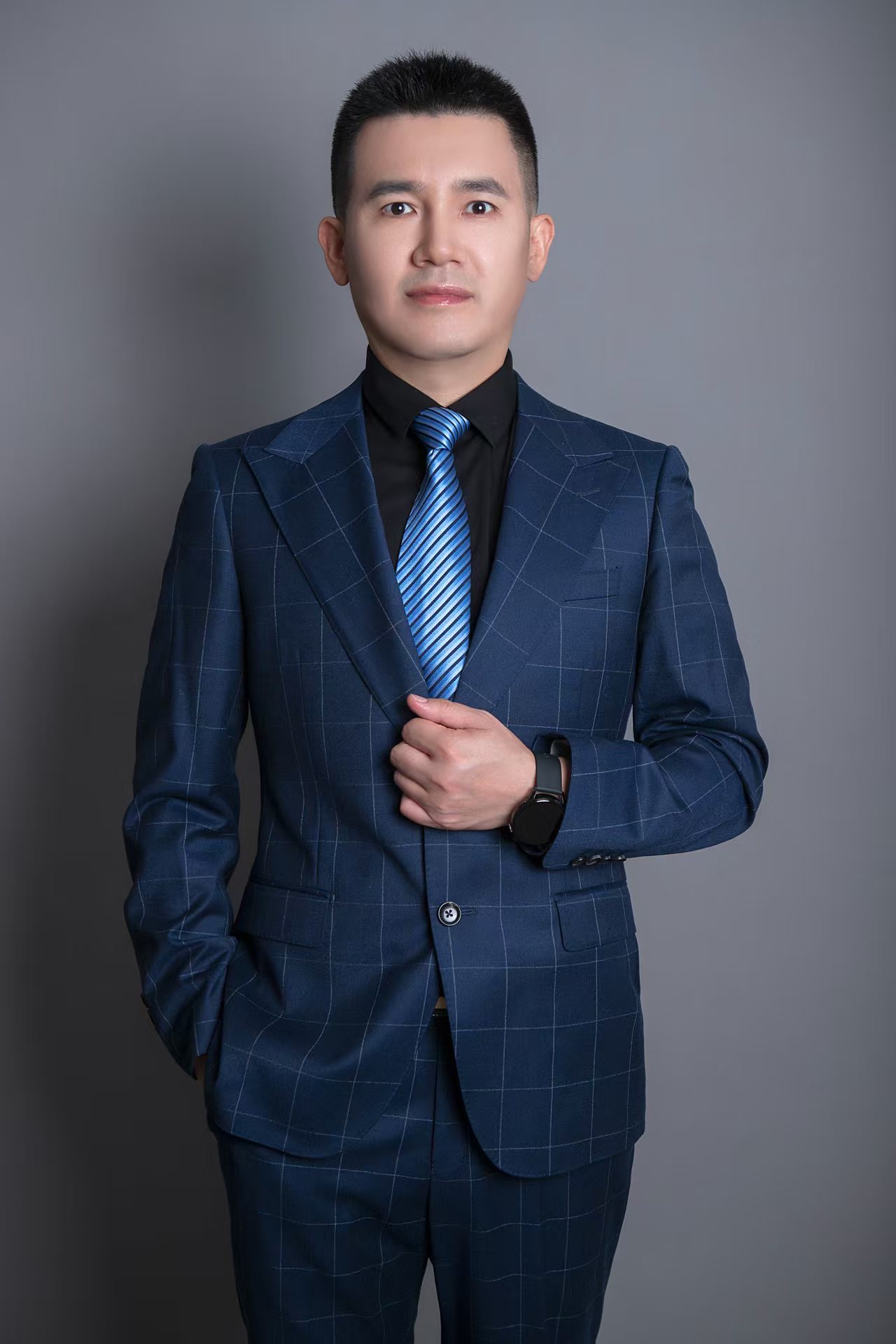 向虹达医生, 整形医生向虹达